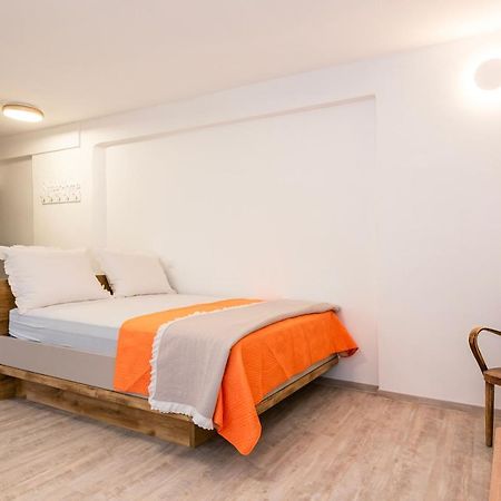 Studio Apartman Max Center Of The Old Town Free Parking Beautiful View Šibenik Exterior foto